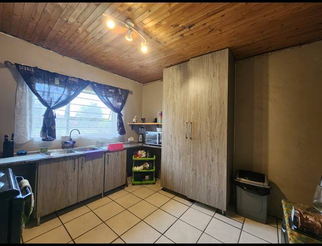 3 BEDROOM HOUSE SOLD IN ROTHDENE